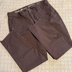 Eddie Bauer Grey Cropped Chino 10
